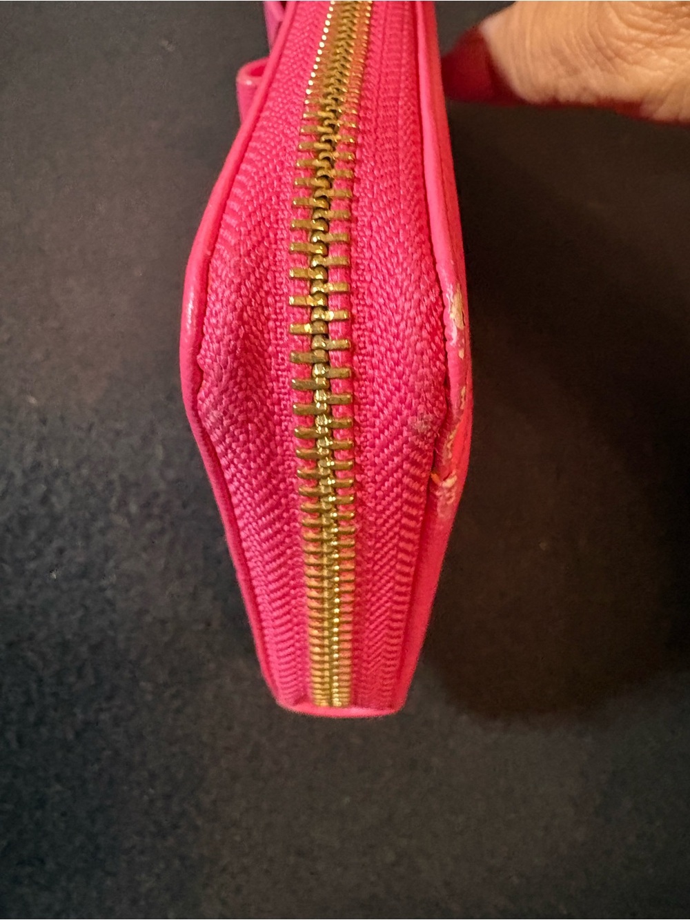 & chouette by Samantha Thavasa Pink Saffiano Leather Bow Zip-Around Long Wallet - Picture 4 of 12
